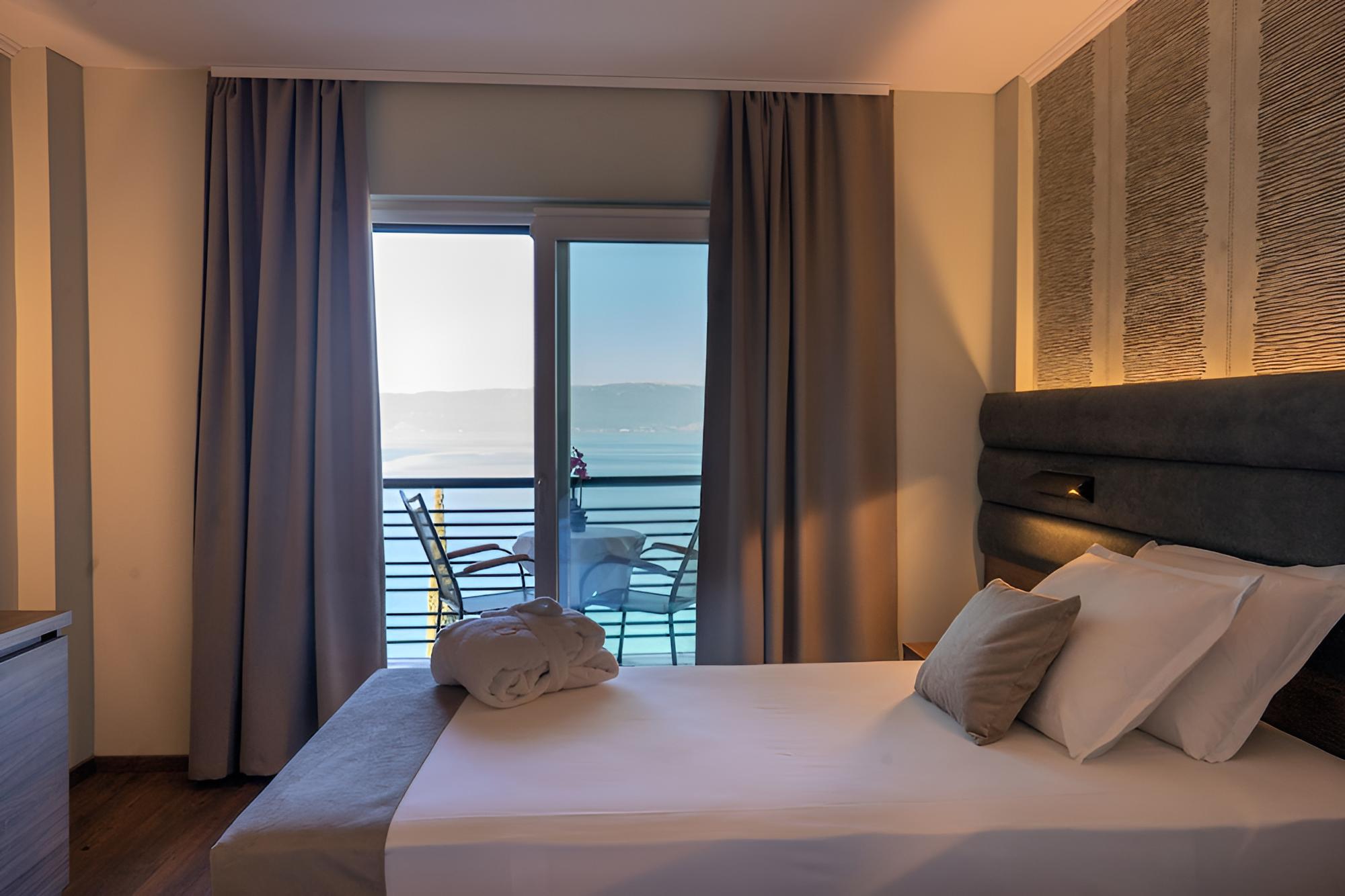 Basic Double Room - Photo 10