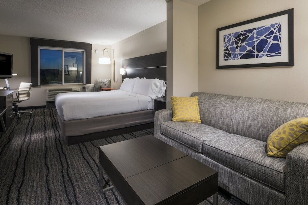 Suite, Accessible, Corner (Mobility) - Photo 2