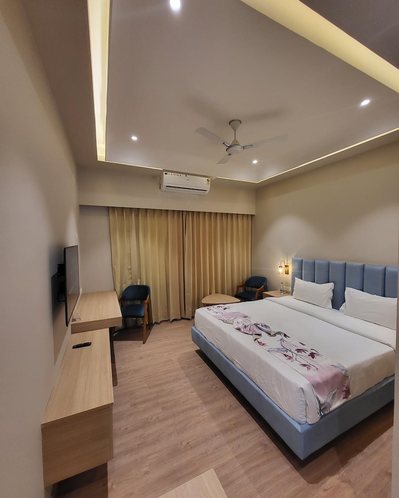 Premier Room - Photo 5