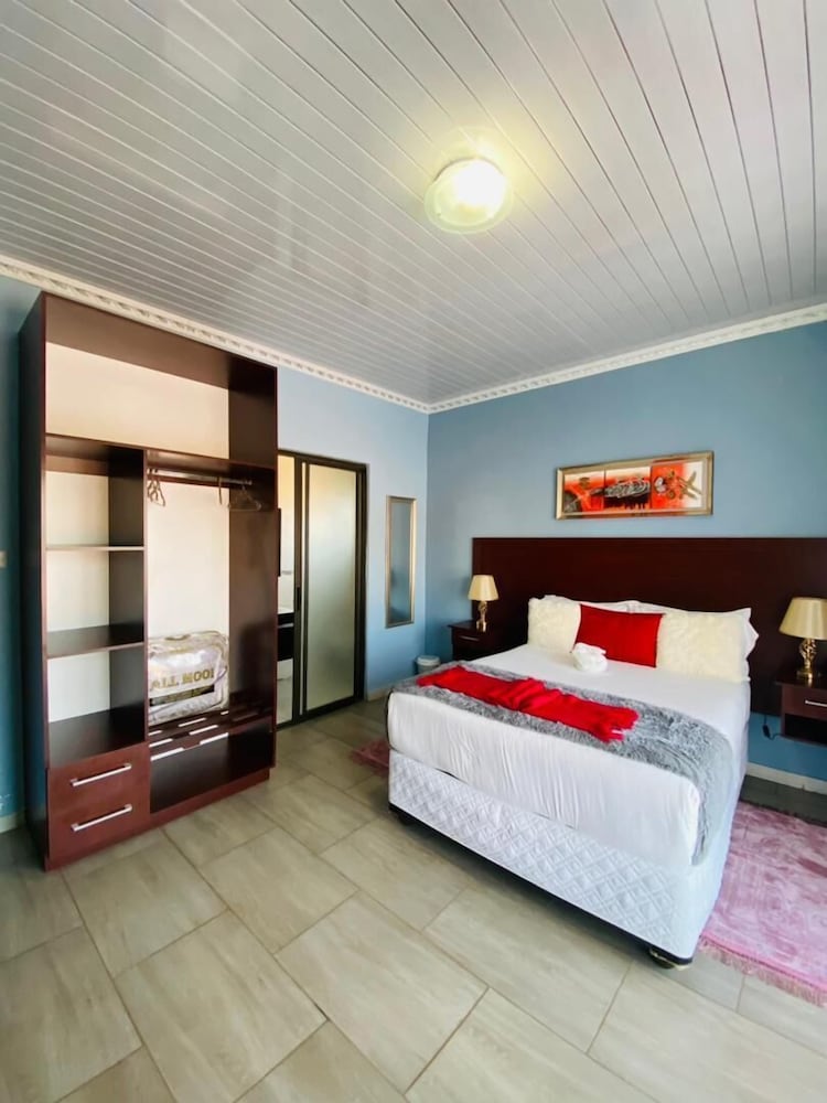 Standard Double Room photo 2