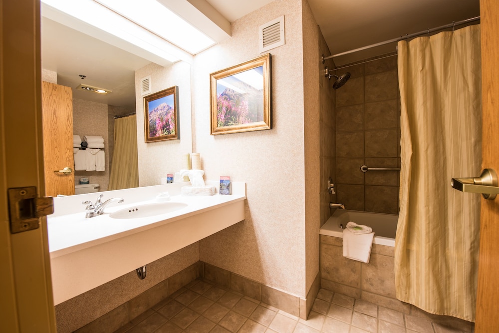 Standard King Room - Photo 2