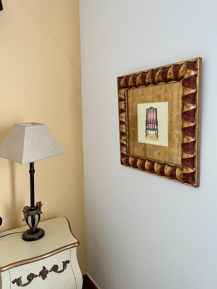 Comfort Room photo 2