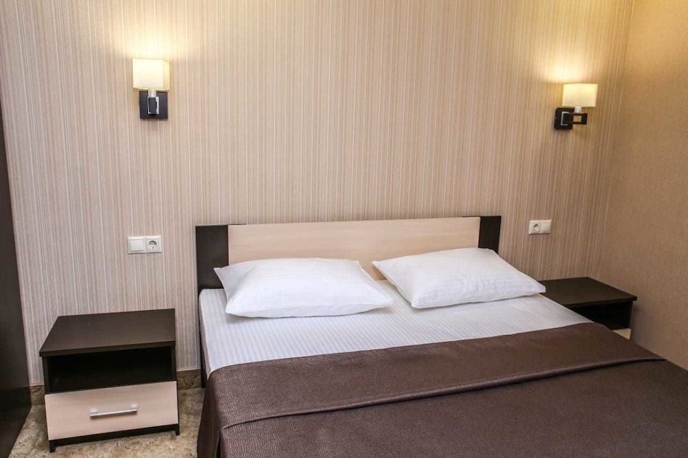 Junior Suite, 1 Queen Bed photo 1