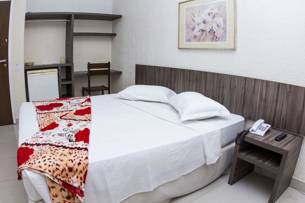 Quarto Casal - 2 Camas de Solteiro photo 1