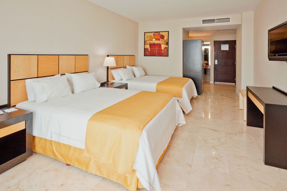 Standard Room, 2 Queen Beds (Minifridge) photo 1