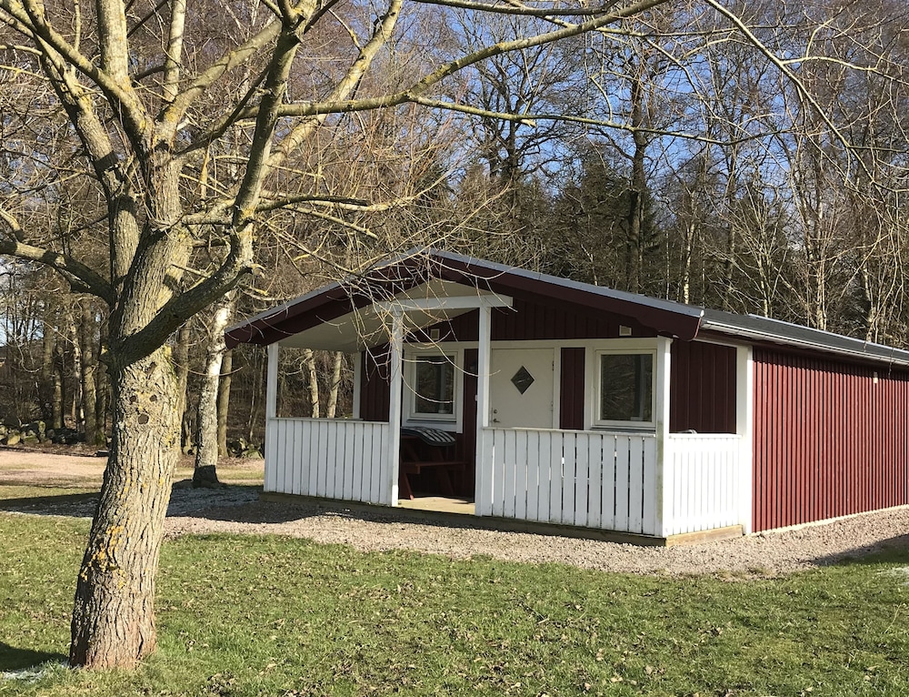 Family Cabin, 2 Bedrooms, Garden Area photo 1