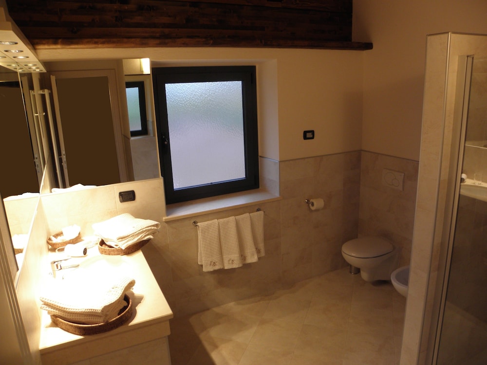 Superior Triple Room - Photo 5