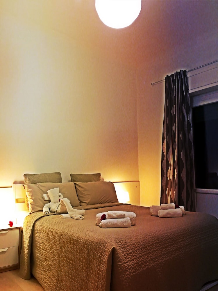 Comfort Triple Room, Private Bathroom photo 3