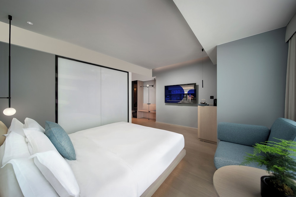 Senior Double Room, 1 Bedroom, Non Smoking, City View photo 3