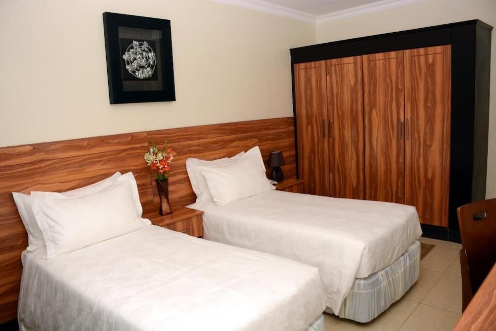 Standard Twin Room, 2 Bedrooms, City View