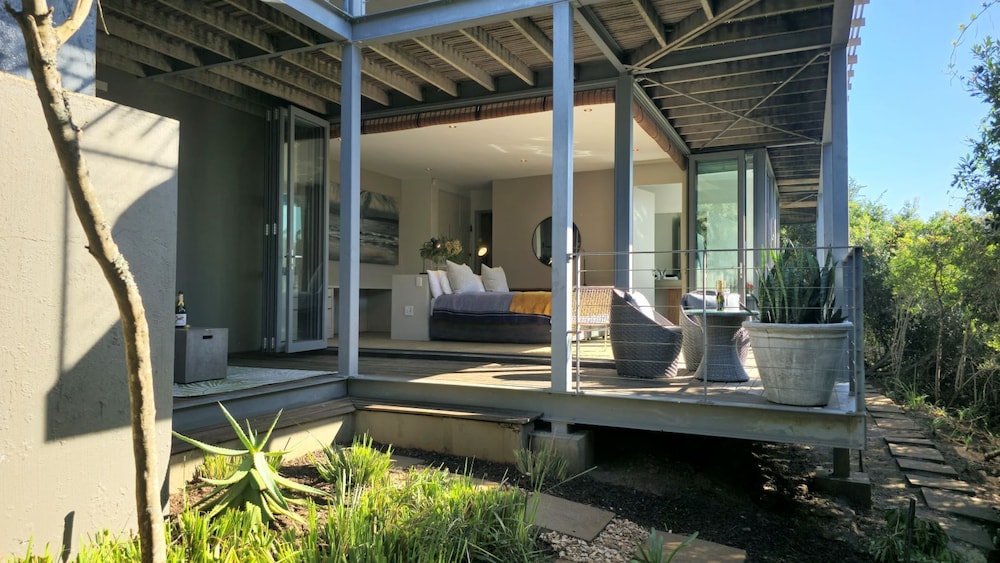 Luxury Villa photo 2