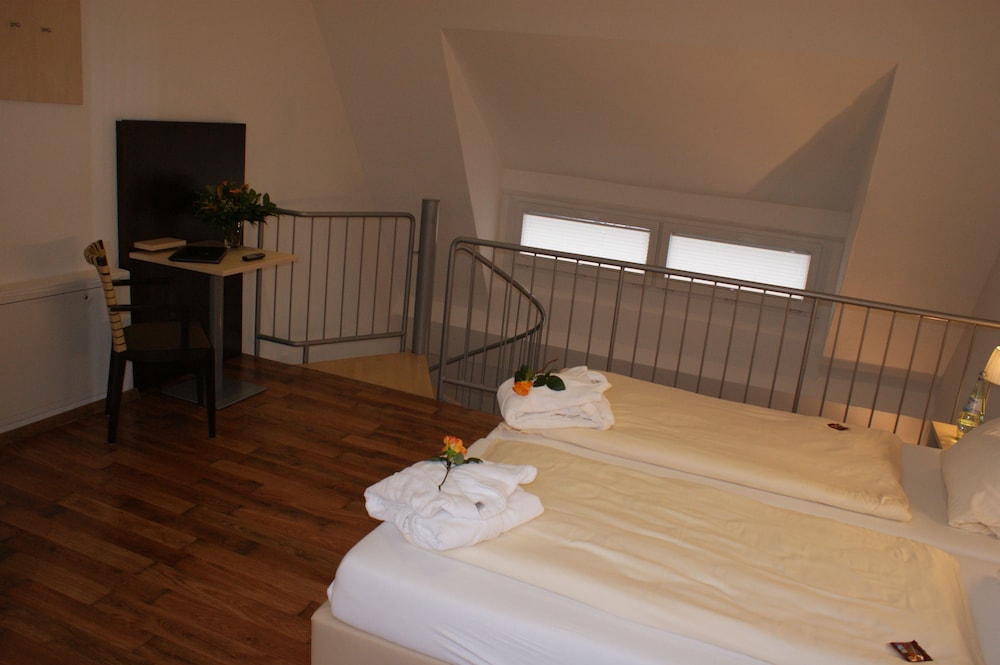 Apartment photo 3