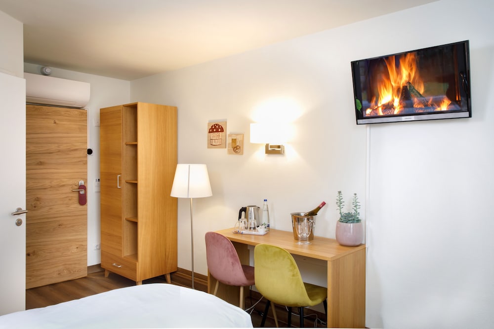 Single Room photo 2