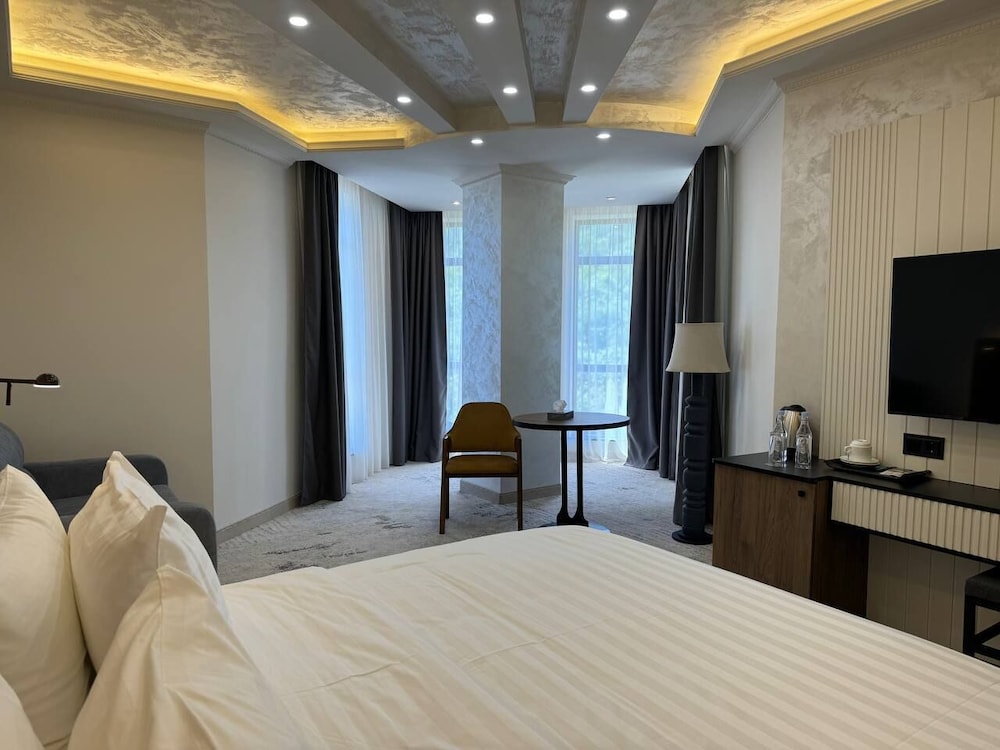 Deluxe Double Room photo 2