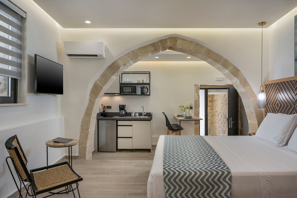Superior Room - Photo 6