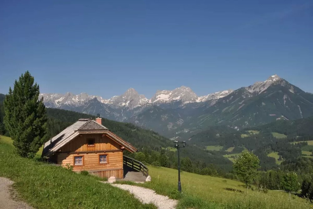 Cabin (Panorama)
