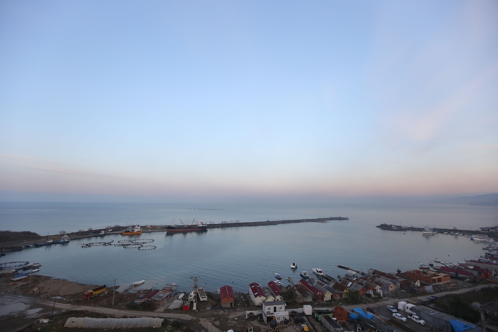 Deluxe Suite, 2 Bedrooms, Sea View photo 2