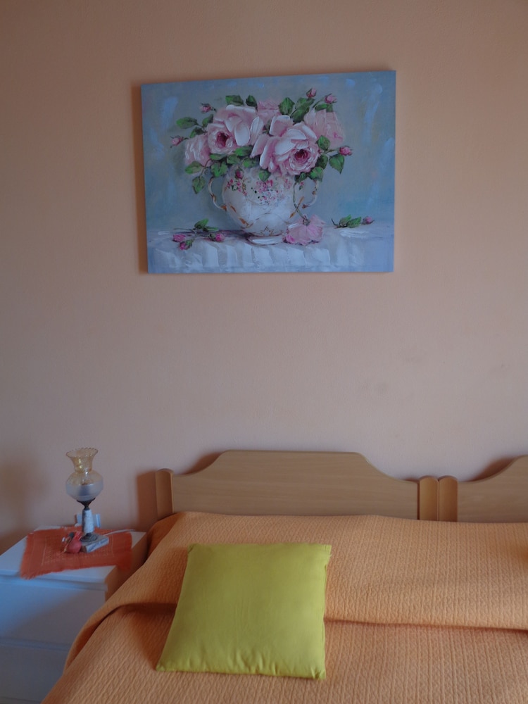 Standard Double Room photo 3