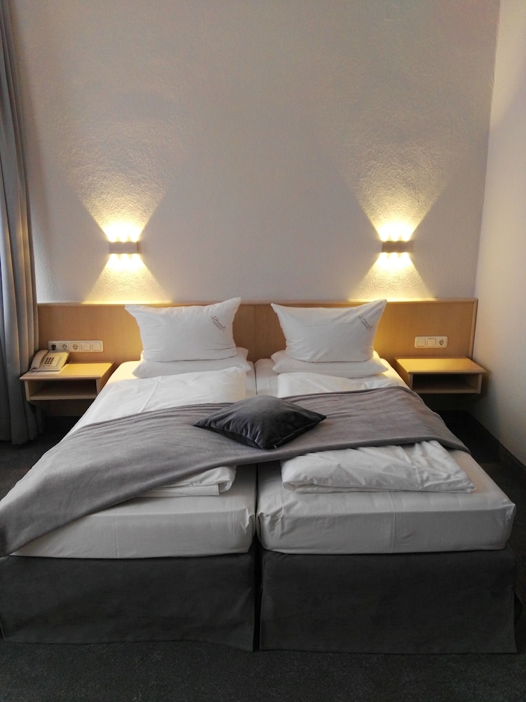 Business Double or Twin Room photo 2