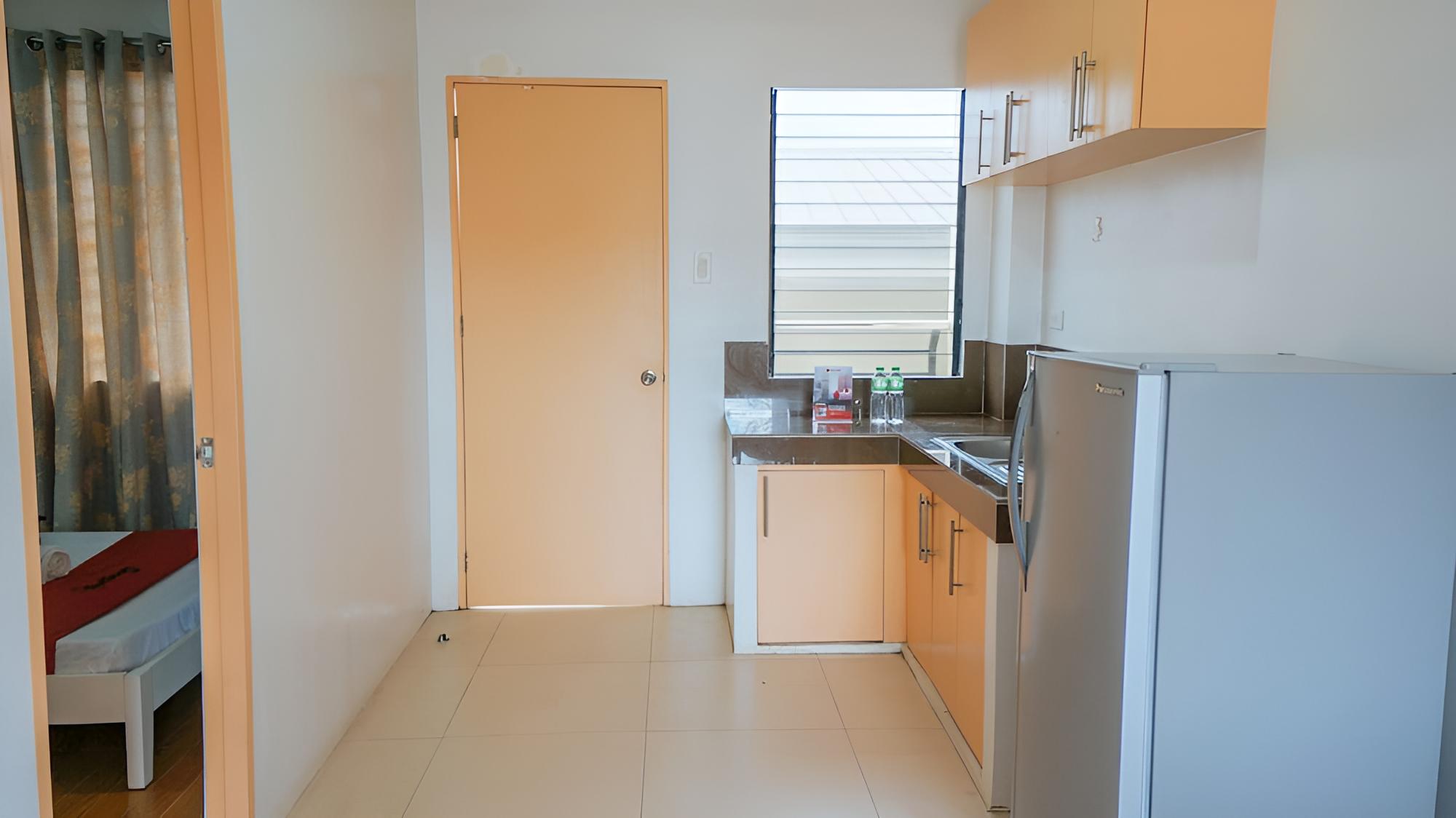 Double Room - Photo 6