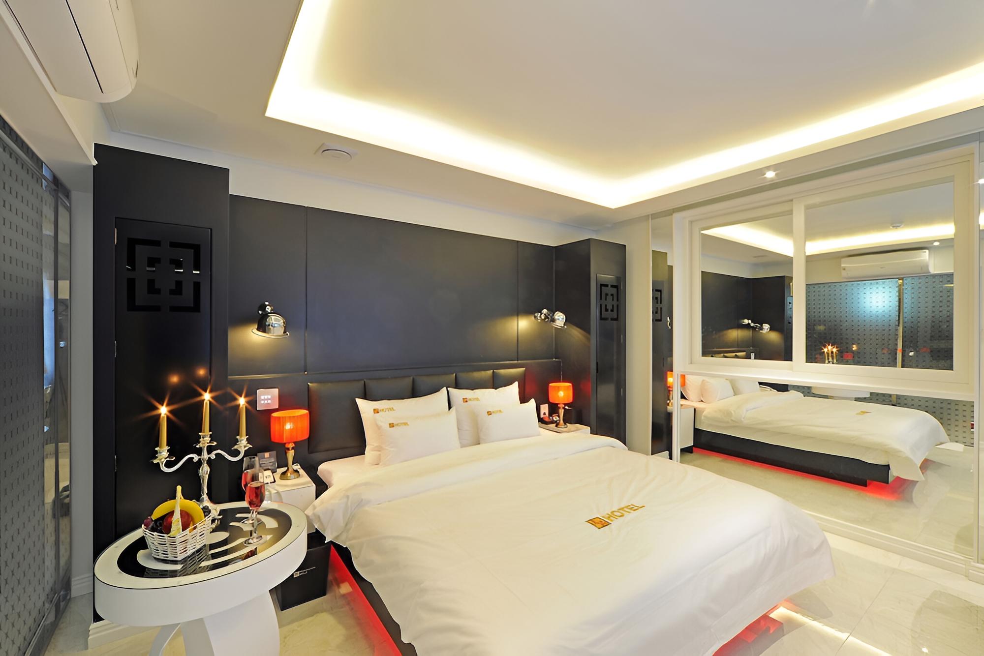 Room (Standard Room) - Photo 3