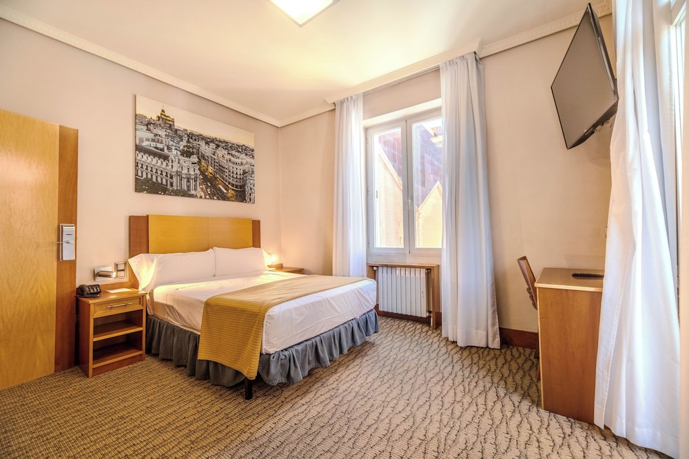 Standard Double Room - Photo 4