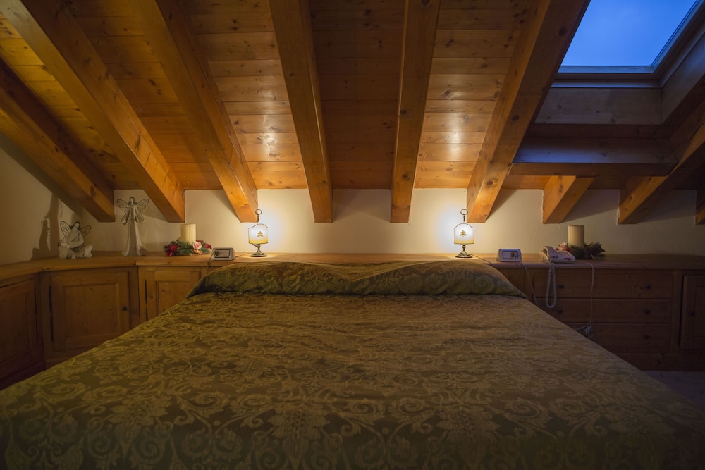 Romantic Suite, Mountain View photo 1