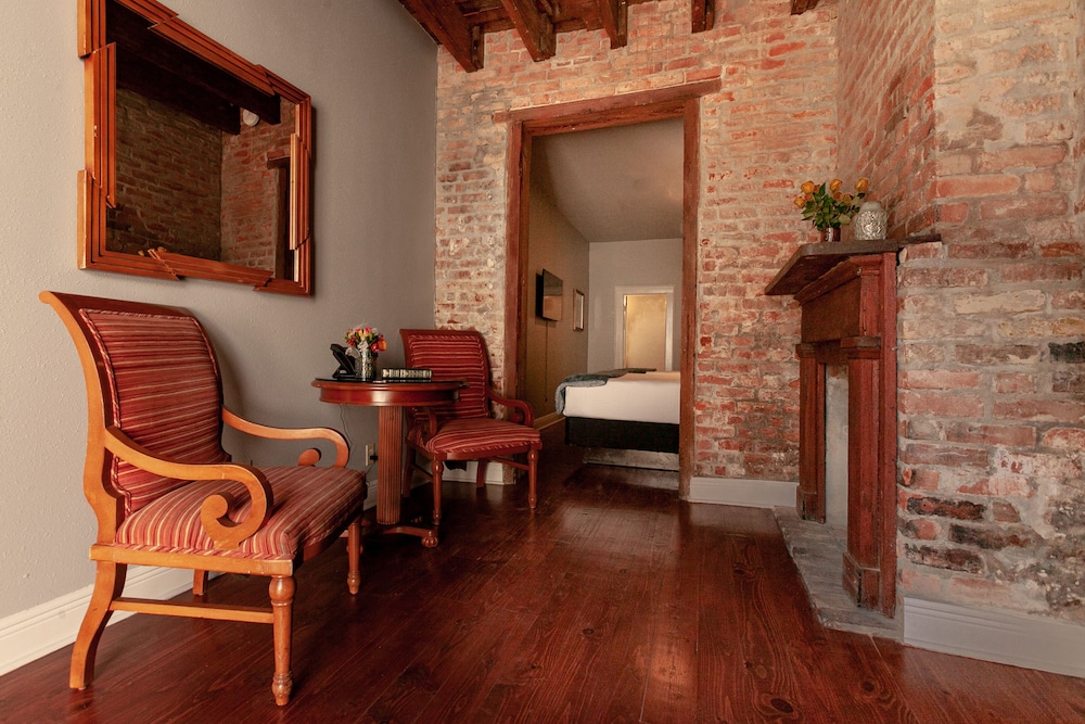Junior Suite, 2 Queen Beds photo 3