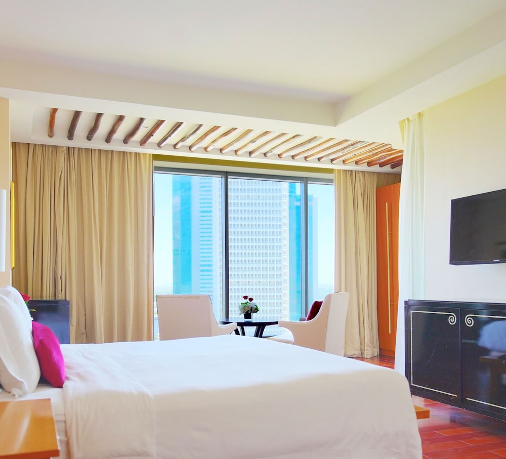 Suite, 3 Bedrooms (Fully Furnished) thumbnail 5