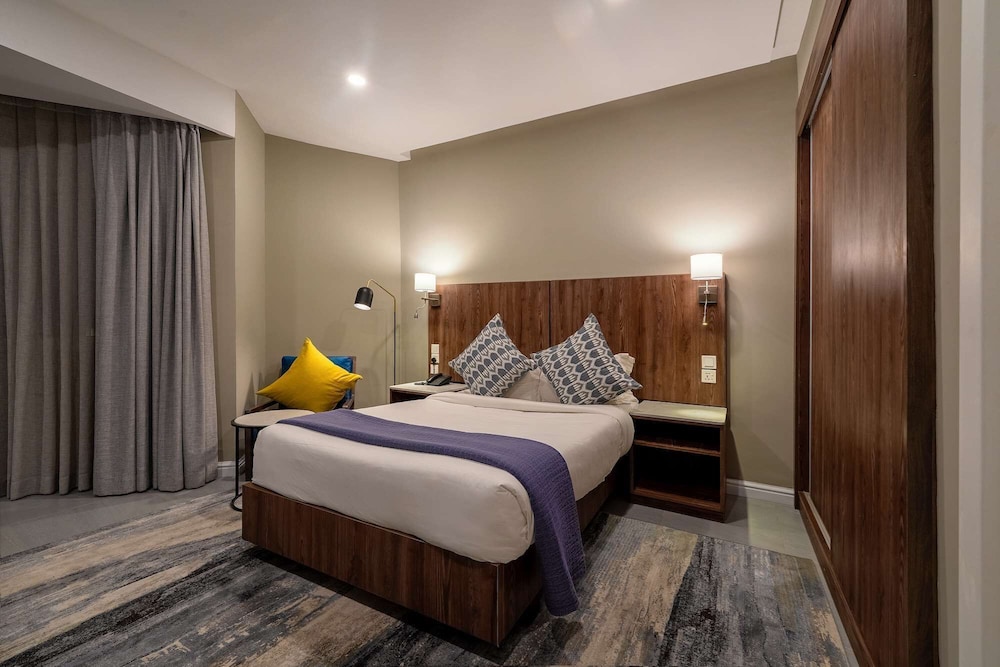Standard Room, 1 Double Bed, Non Smoking photo 2