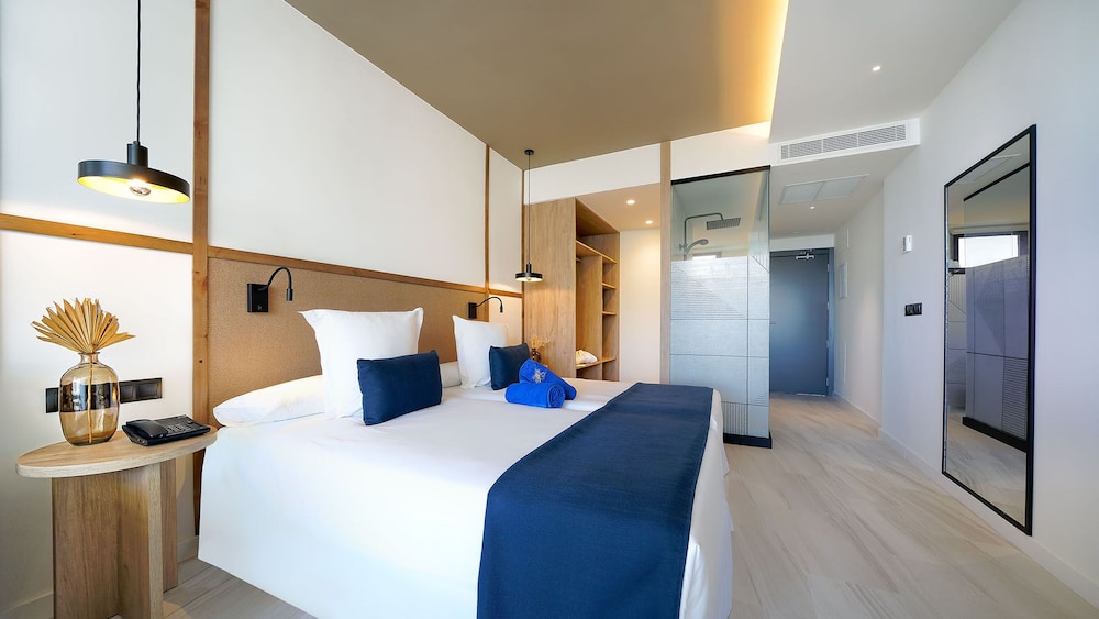 Junior Suite (2 adults) photo 3