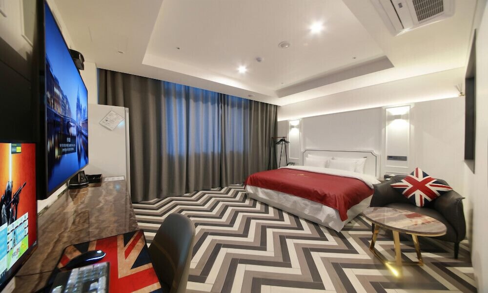 Deluxe Double Room - Photo 1
