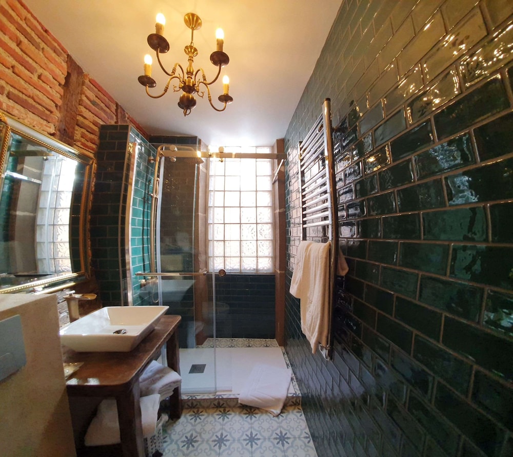 Family Room - Photo 9