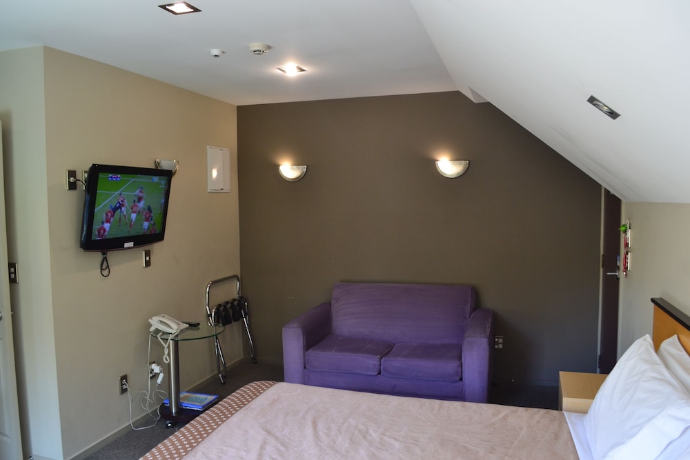 Executive Studio, Non Smoking, Kitchenette (Executive Studio Spec 8) photo 1