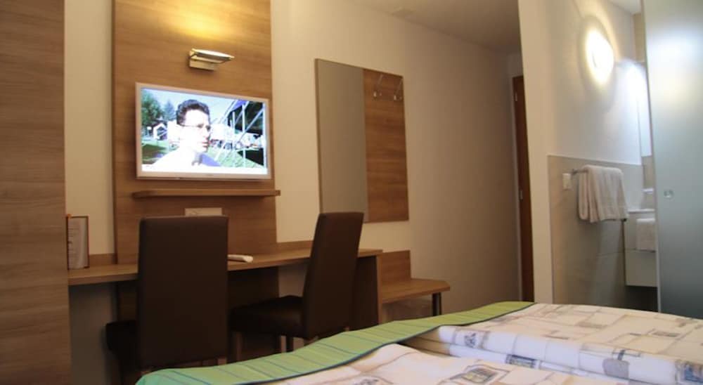 Standard Single Room (guest house Volksheilbad) photo 2
