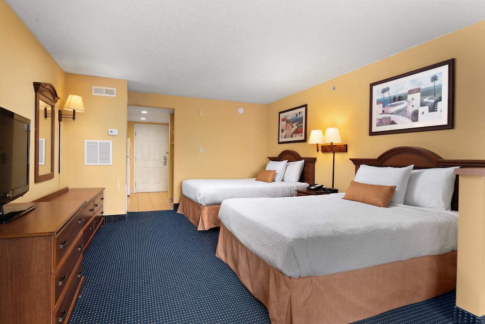 Premium Room, 2 Queen Beds photo 2
