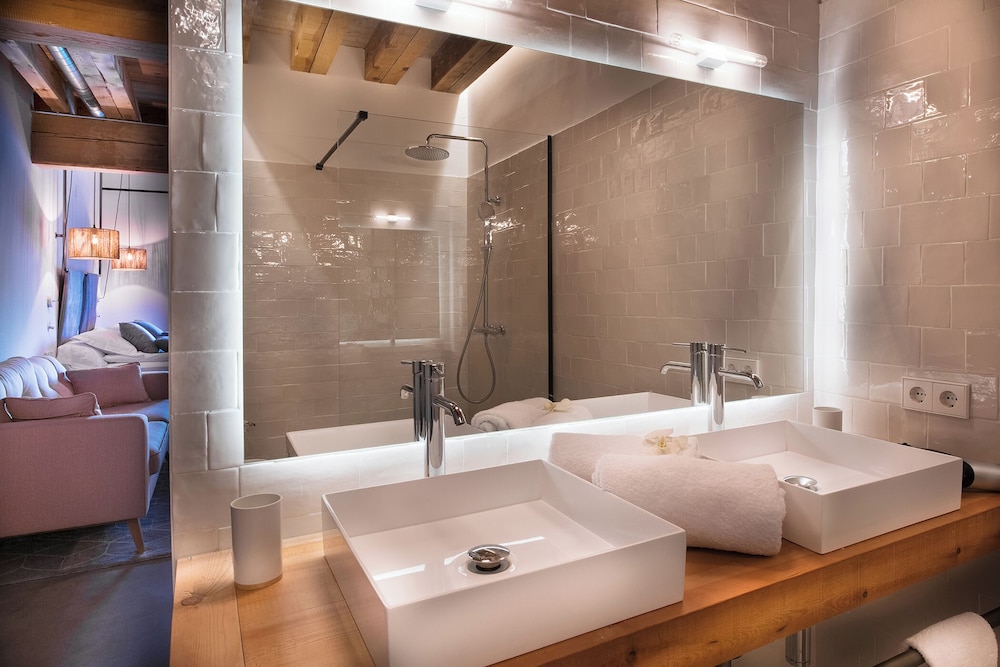 Superior Double Room: 201 photo 2