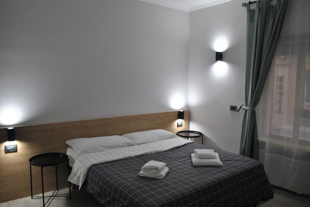 Standard Double Room photo 2