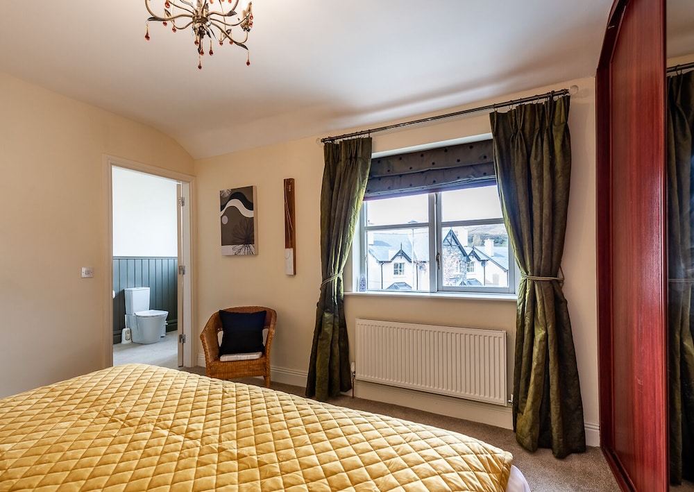 Deluxe House, 3 Bedrooms photo 3