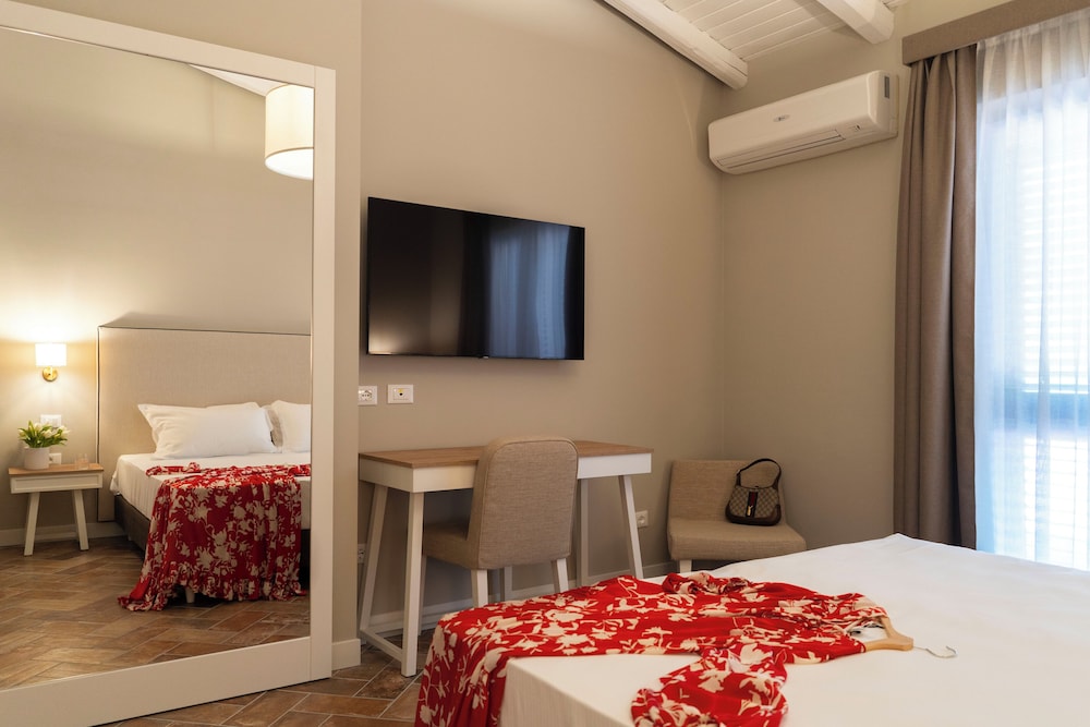 Family Suite, Pool View