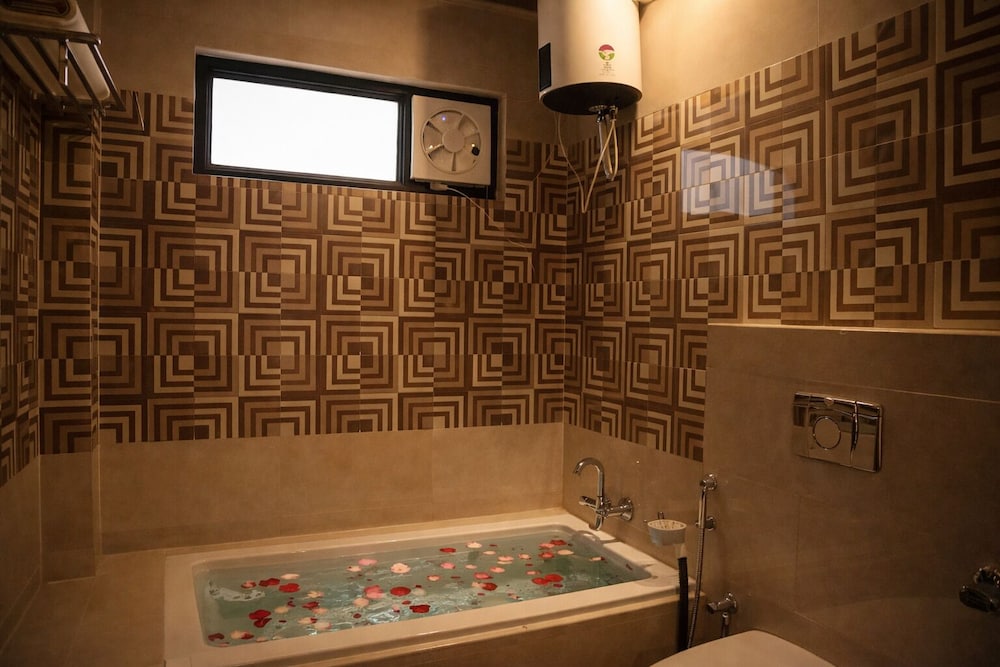 Studio Suite photo 2