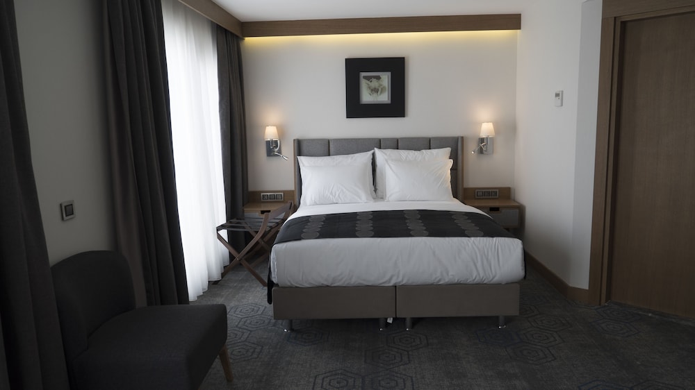 Deluxe Quadruple Room, Sea View photo 3
