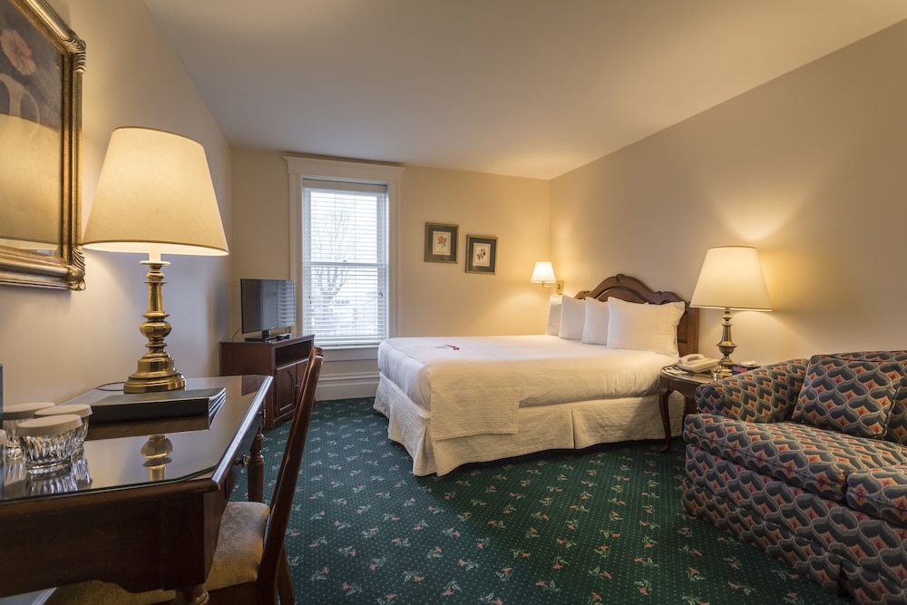 Economy Room, 1 Queen Bed photo 1
