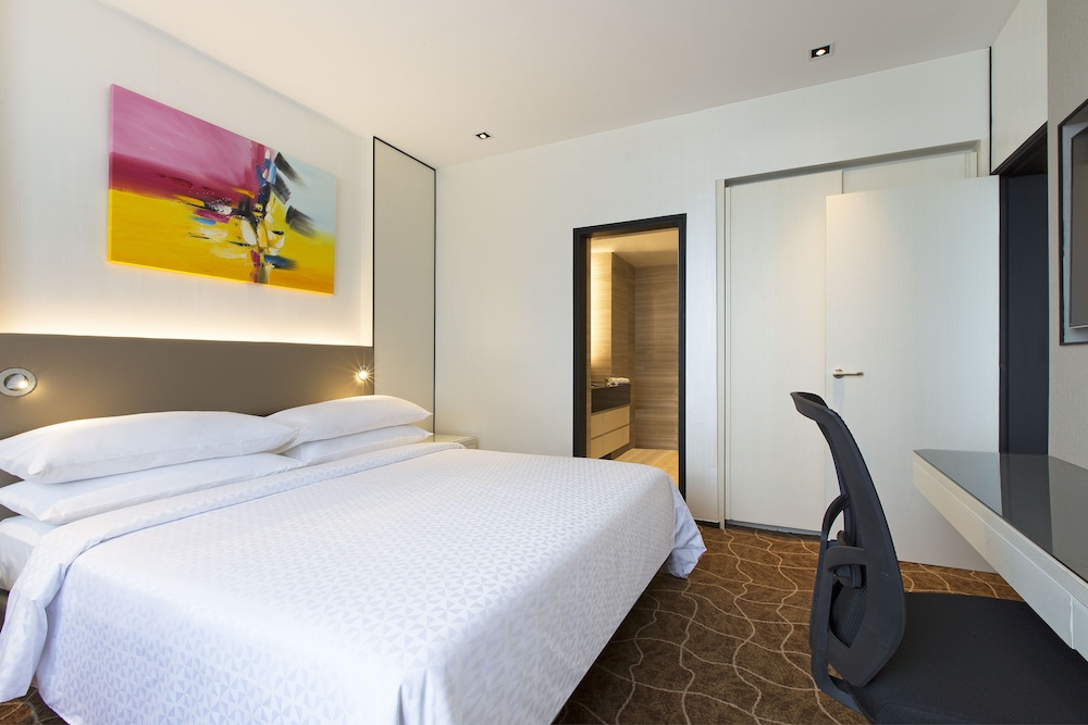 Executive Suite, 1 Bedroom, River View photo 3
