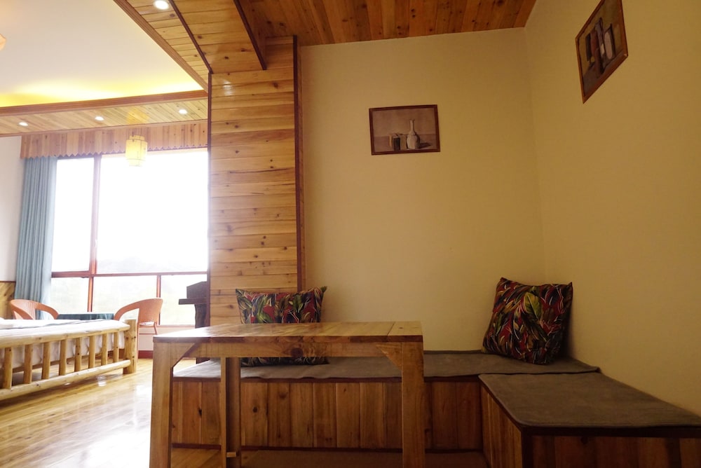 Family Room photo 2