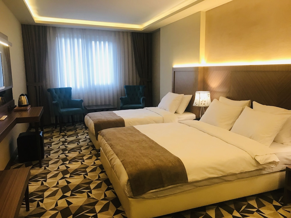 Deluxe Triple Room photo 1