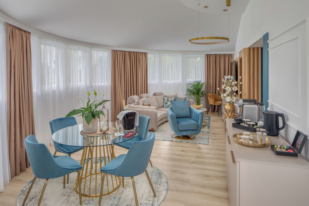 Royal Suite