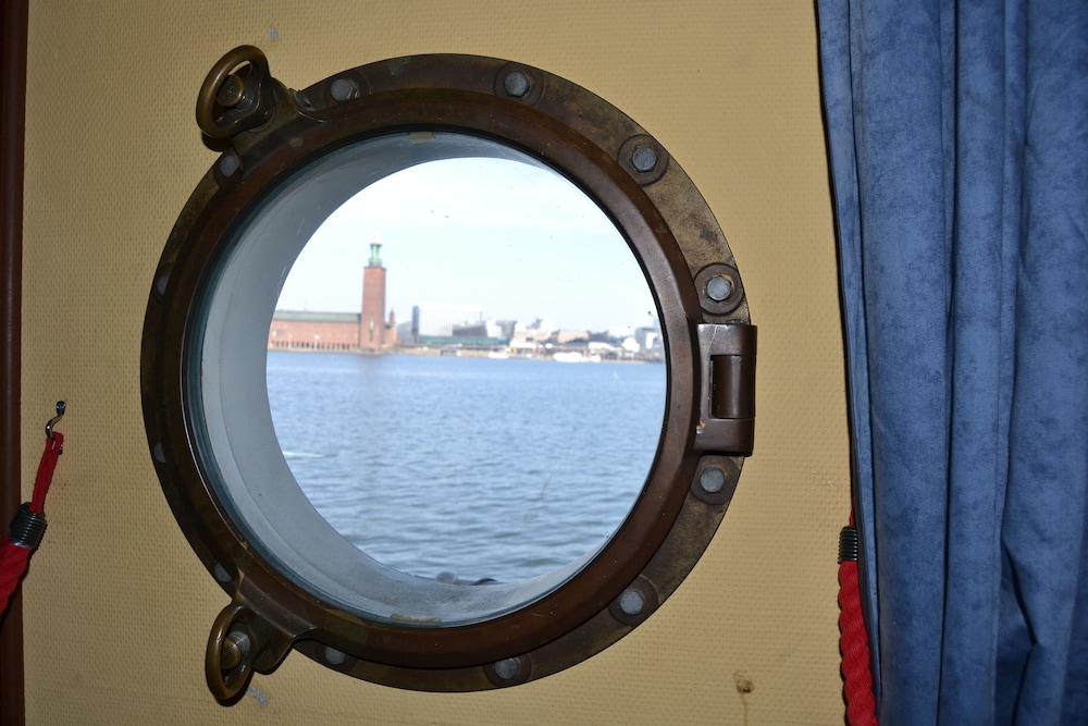 The Red Boat — photo 63