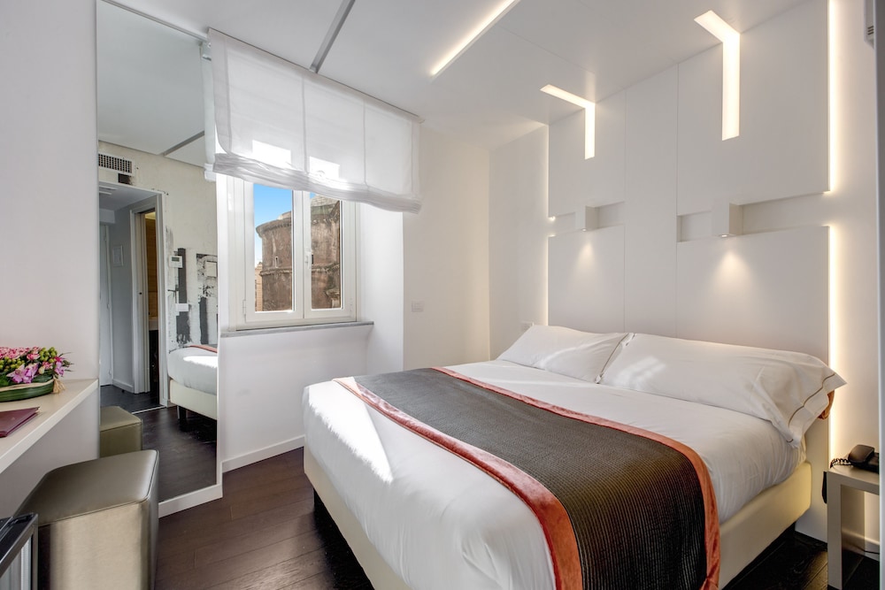Romantic Double Room (Pantheon view) photo 3