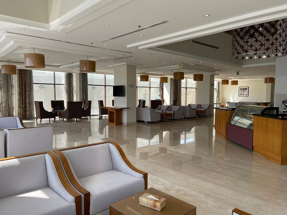 Deluxe Double or Twin Room - Photo 16